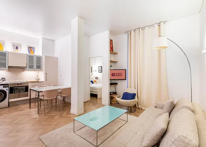 Guestready - Chic And Central Near Attractions